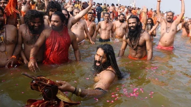 Devotees Flock to Prayagraj for Final Maha Kumbh Rituals